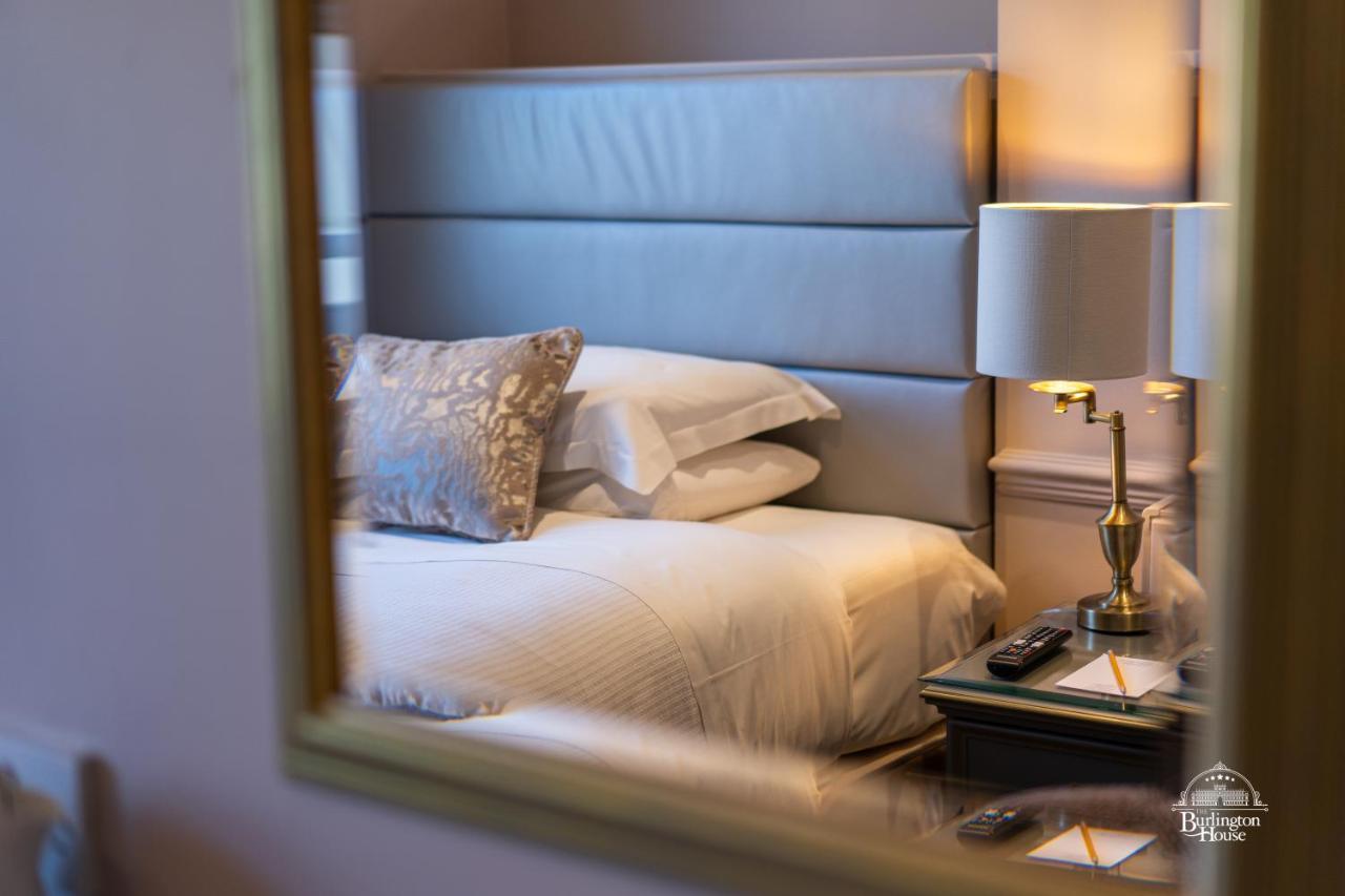 Burlington House Boutique Bed & Breakfast Oxford Luaran gambar A bedroom at the hotel