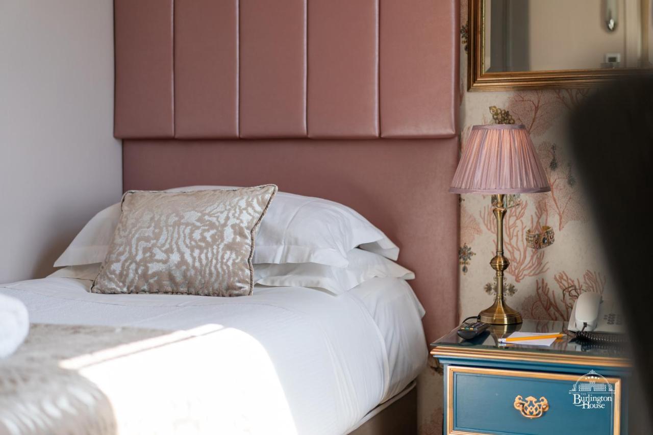 Burlington House Boutique Bed & Breakfast Oxford Luaran gambar A bedroom at the hotel