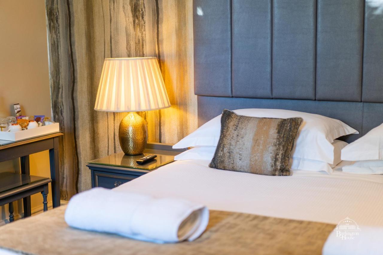 Burlington House Boutique Bed & Breakfast Oxford Luaran gambar A bedroom at The Old Vicarage Hotel
